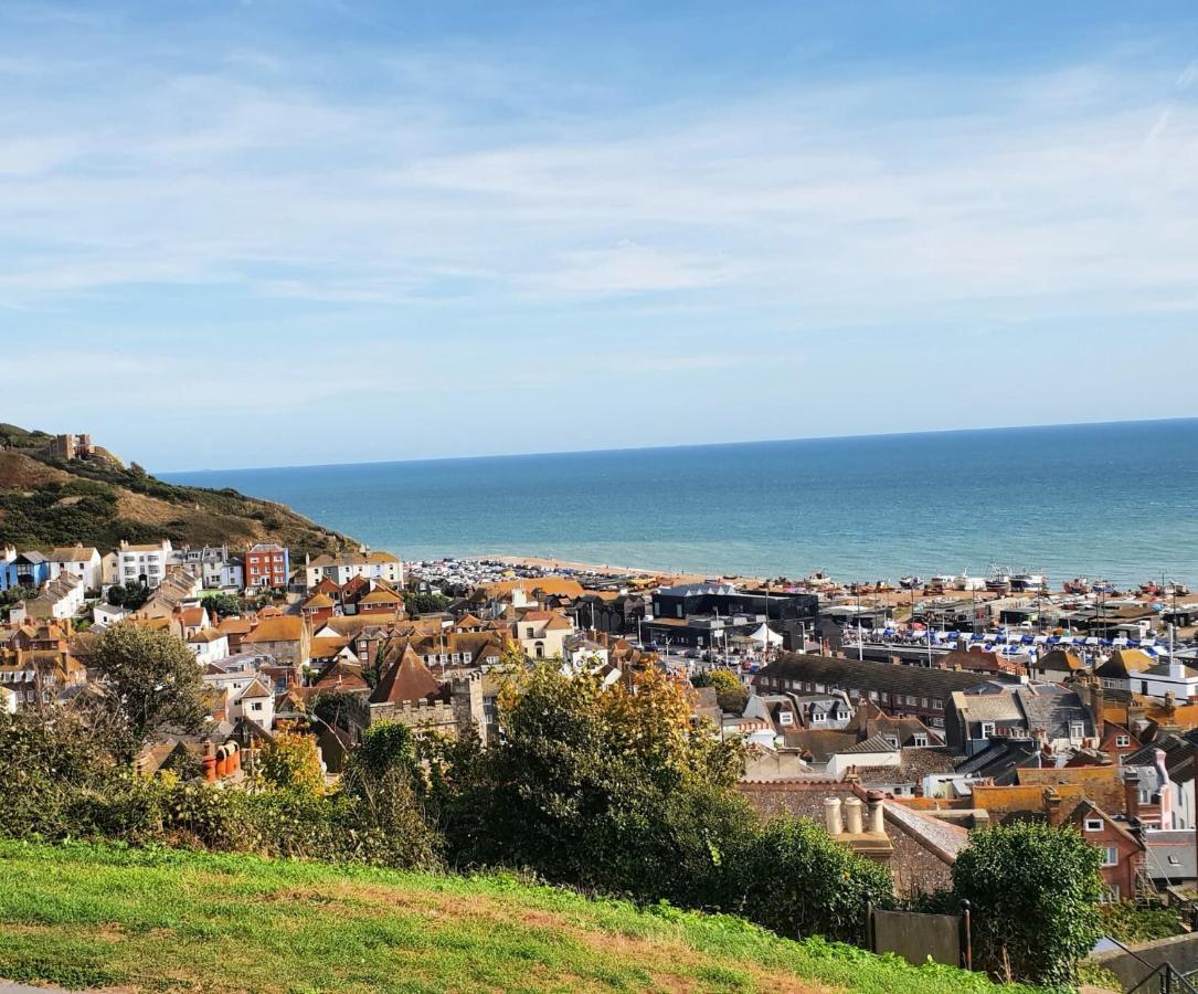 West Hill Retreat Edwardian Balcony Ensuite With Room Served Breakfast & Free Parking Hastings Exterior photo
